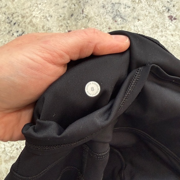Lululemon Fast and Free Tight 31" *Reflective
Black Leggings Full Length Size 8 - Picture 13 of 14